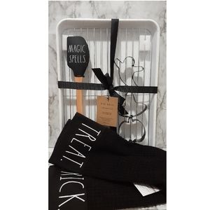 Rae Dunn Hall Baking Bundle